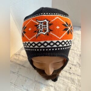 TWINS ENTERPRISE GENERAL MERCHANDISE DETROIT LOGO HAT WITH CHIN STRAPS O/S